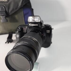 Canon EOS A2E 35mm film camera with Canon EF 75-300mm f/4-5.6 Ultrasonic Lens